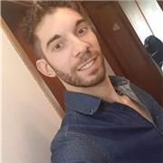 Soy un psicólogo clínico humanista con capacidad de brindar atención terapéutica completa y efectiva. Comprometido en adoptar nuevas tecnologías para mejorar mi práctica clínica y proporcionar mejor servicio a mis pacientes